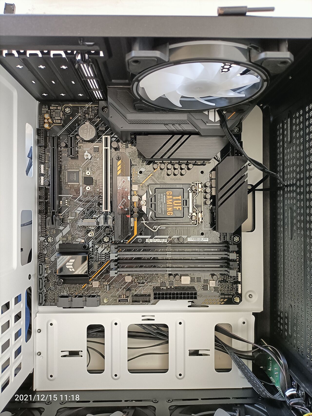 內建 WiFi 和藍牙